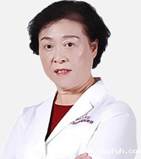 邱美芳